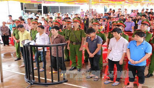Biến thành sát thủ máu lạnh vì mê game bắn cá