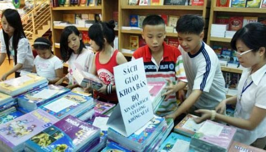 Năm học 2016-2017: Không tăng giá sách giáo khoa