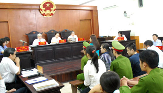 Chế độ bồi dưỡng đối với người tham gia tố tụng cạnh tranh