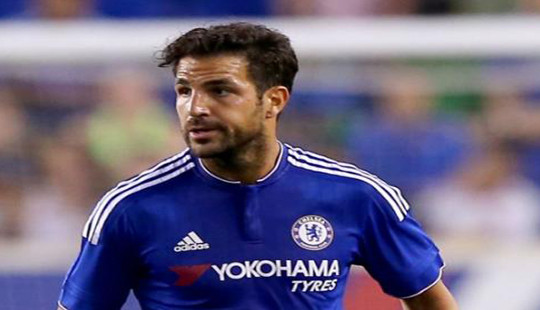 Thời gian của Fabregas tại Chelsea chỉ được tính bằng ngày