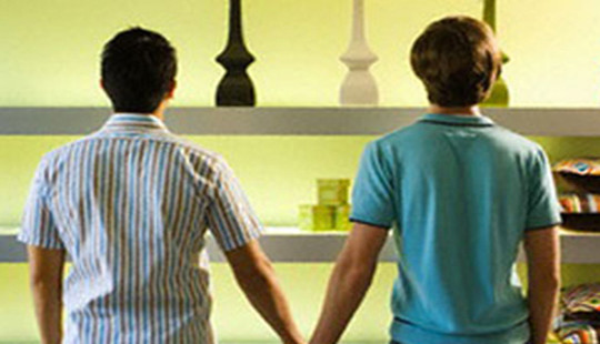 Nỗi đau của đứa con đồng tính 25 năm không được gia đình thừa nhận