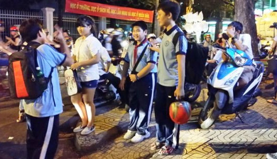 TP HCM: Bắt đầu lộ trình ngưng dạy thêm, học thêm trong trường