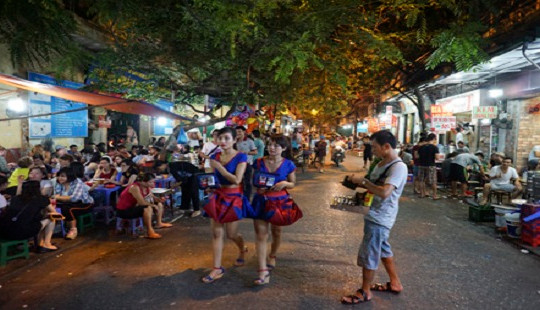 Tiếp thị thuốc lá: Luật cấm, doanh nghiệp vẫn làm?