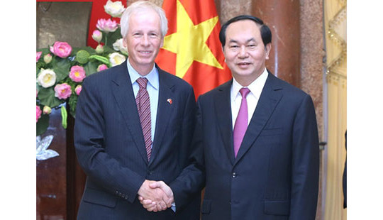 Việt Nam-Canada: Tăng cường quan hệ kinh tế, viện trợ; thúc đẩy giải quyết tranh chấp tại Biển Đông