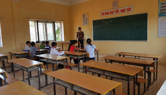 Hà Tĩnh:  Gần 1000 học sinh vẫn chưa đến trường