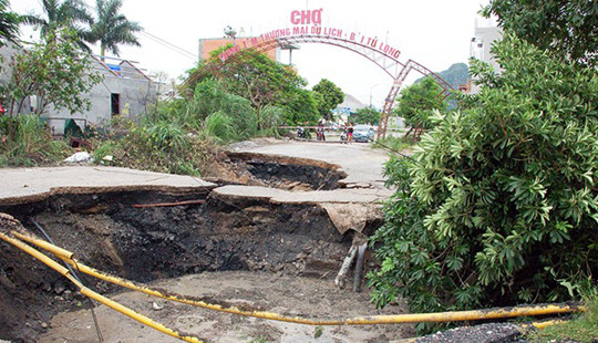 Quảng Ninh: Xuất hiện hố “tử thần”