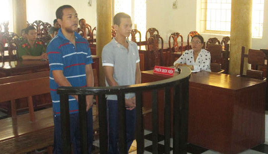 Trả thù kẻ dọa đốt nhà, hai đối tượng lãnh án 19 năm tù