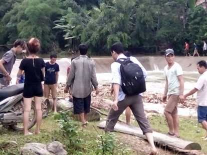 Thanh Hóa: Đi lấy măng gần 10 người bị chôn vùi mất tích