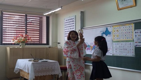 5 trường tiểu học thí điểm học tiếng Nhật