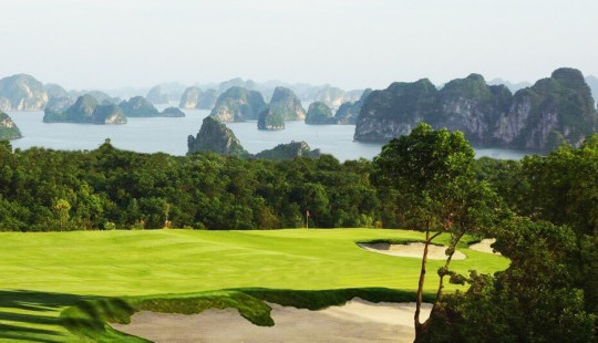 FLC lọt top 50 thương hiệu giá trị nhất Việt Nam