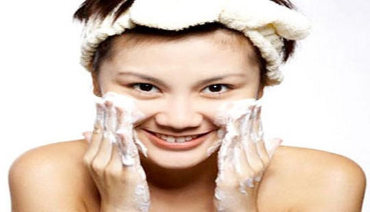 Làm đẹp tại nhà bằng nước vo gạo