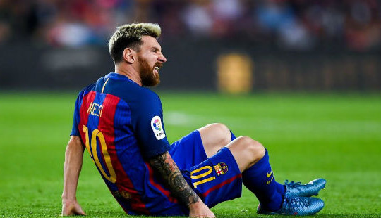 Messi chấn thương, Barca bị Atletico cầm chân