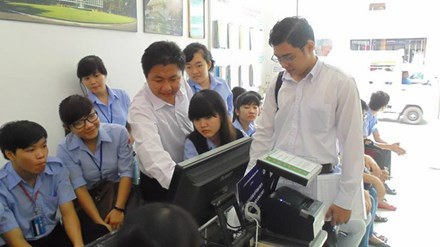 Ai ngáng trở cải cách?