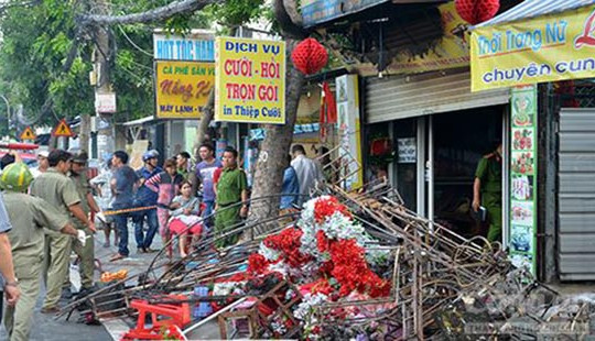 Cháy cửa hàng, đôi vợ chồng cùng con nhỏ tử vong