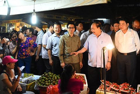 Cán bộ lãnh đạo phải gương mẫu