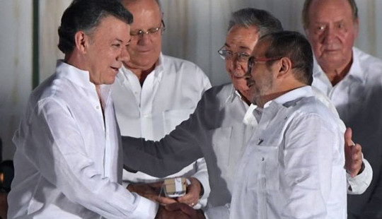 Tổng thống Colombia tặng tiền thưởng giải Nobel Hòa bình cho nạn nhân cuộc xung đột