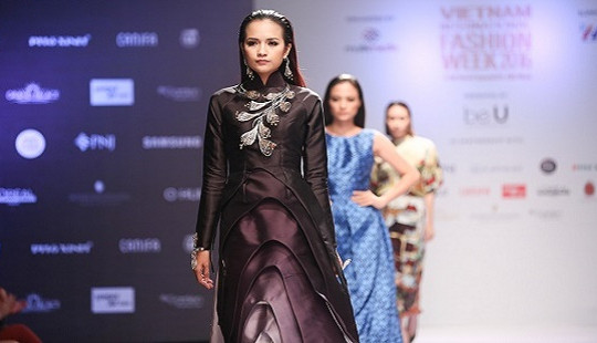 Quán quân Vietnam's Next Top Model 2016: "Rất khó để có thể làm dâu trăm họ"