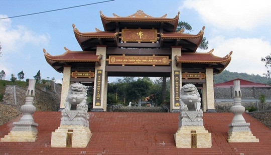 Quảng Ninh: Một người đàn ông tự thiêu ở Thiền Viện Trúc Lâm Yên Tử
