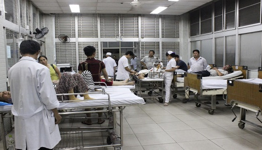 Y tế trực cấp cứu 24/24h ứng phó với bão số 7