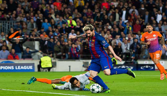 Messi lập hattrick mang về chiến thắng cho Barcelona