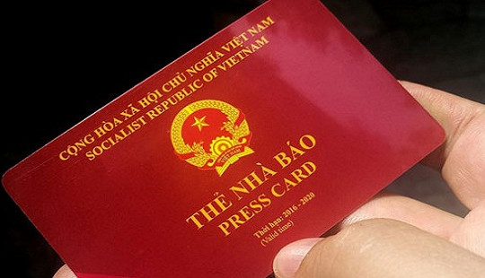 Bị thu hồi thẻ nhà báo có được cấp lại không?