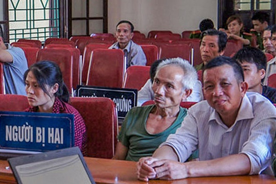 Trách nhiệm của Thẩm phán trong việc bảo vệ quyền của người bị hại, người làm chứng