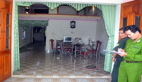 Bắt nghi phạm giết chị họ rồi giả hiện trường vụ hiếp dâm