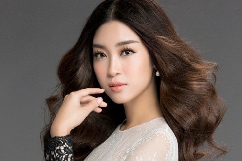 Hoa hậu  Đỗ Mỹ Linh làm "nàng thơ" đẹp tinh khôi