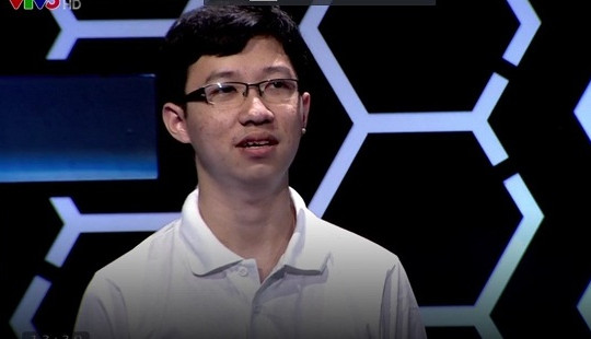 Phan Đăng Nhật Minh tiếp tục đạt điểm kỷ lục tại Olympia năm thứ 17