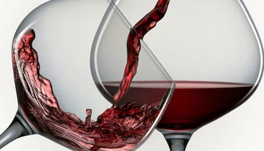 Vụ "điều động giáo viên đi tiếp khách" ở Hà Tĩnh: Tại sao lại là nữ giáo viên?
