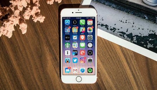 Vì sao Apple phải hạn chế băng thông modem iPhone 7