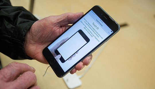 Apple thừa nhận nguyên nhân gây lỗi pin trên iPhone 6s
