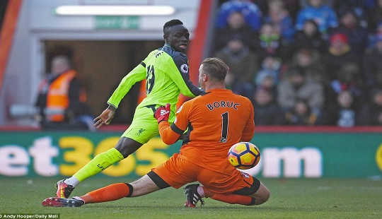 Premier League: Liverpool bị Bournemouth quật ngã