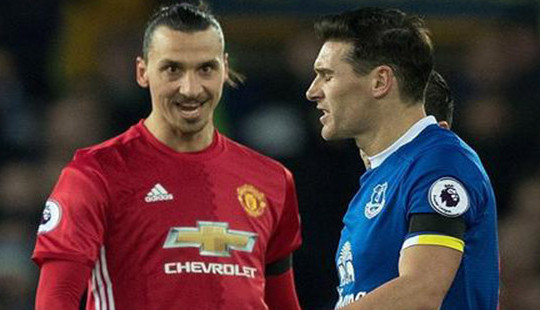 Nghi án cố ý chơi xấu, Ibrahimovic có thể bị phạt treo giò