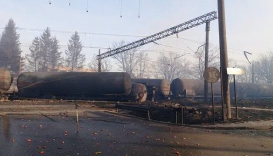 Bulgaria: Trật đường ray, tàu chở khí đốt phát nổ, hàng chục người thương vong