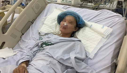 Cứu sống thai phụ ngừng tuần hoàn, chửa ngoài tử cung vỡ