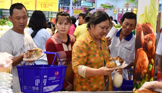 Co.opmart Thốt Nốt bán kem đánh răng Colgate giá chỉ 9.000 đồng