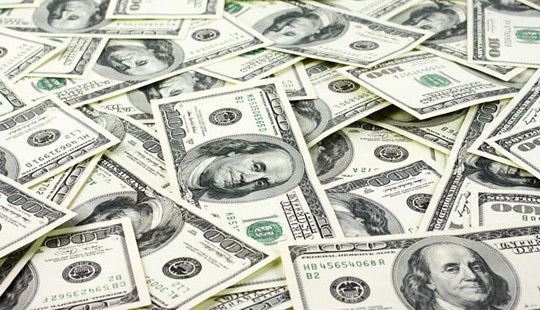 Fed nâng lãi suất, USD tăng lên đỉnh 14 năm