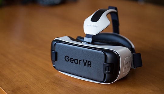 Samsung phát triển Gear VR mới và nghiên cứu AR