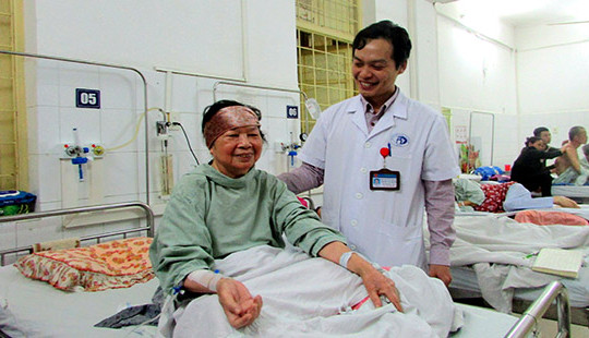 Kỳ diệu cụ bà 82 tuổi 2 lần chiến thắng bệnh ung thư