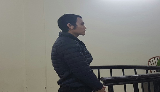 Phó trưởng phòng làm giả giấy tờ, chiếm đoạt hơn 1 tỷ đồng công nợ của công ty