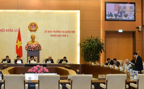 Thông qua Nghị quyết về việc thu nộp án phí, lệ phí Tòa án