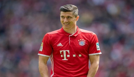 Bundesliga: Bayern "diệt gọn" Leipzig