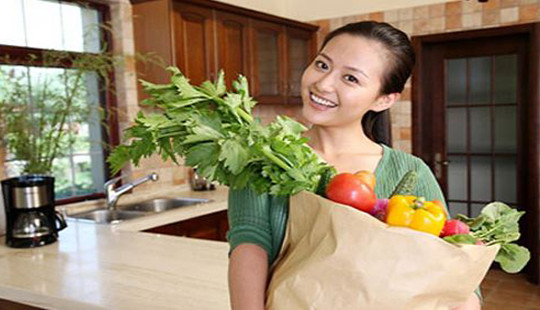 Đàn ông đôi khi phải công nhận có nhiều điều không thể bằng vợ