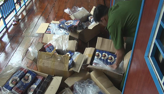 Đồng Tháp: Bắt quả tang 2 cơ sở sản xuất cà phê giả