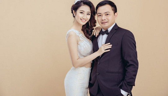 Hoa hậu Bản sắc Việt Thu Ngân lên xe hoa với Chủ tịch CLB FLC Thanh Hóa