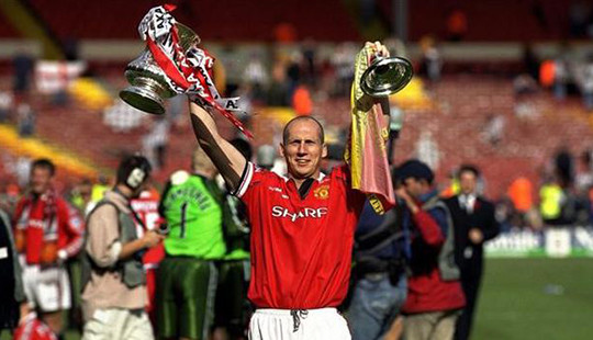 Jaap Stam trở lại Old Trafford trên cương vị HLV Reading