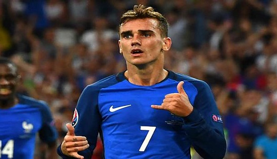 Cầu thủ xuất sắc nhất FIFA 2016: Messi, Greizmann những kẻ...đến sau?