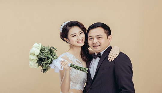 Ảnh cưới của Hoa hậu Thu Ngân và chồng đại gia chính thức lên sóng