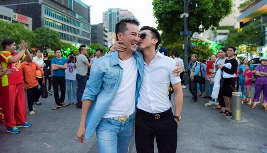 Đàm Vĩnh Hưng gọi chồng cũ của Hồ Ngọc Hà là soái ca trong lòng